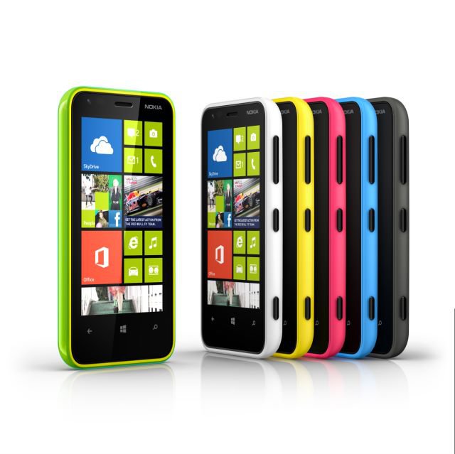 صور Nokia Lumia 620