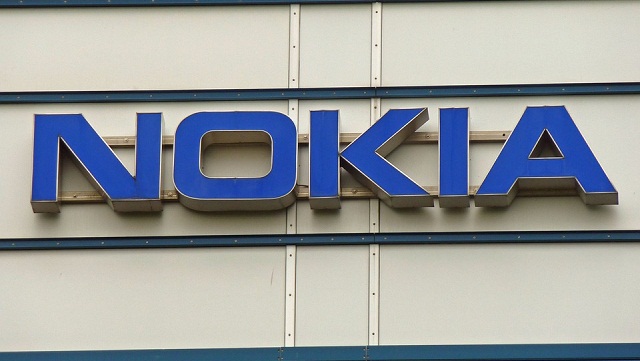 رصد صور حيه لهاتف Nokia E1 و Nokia D1C القادمين بنظام اندرويد