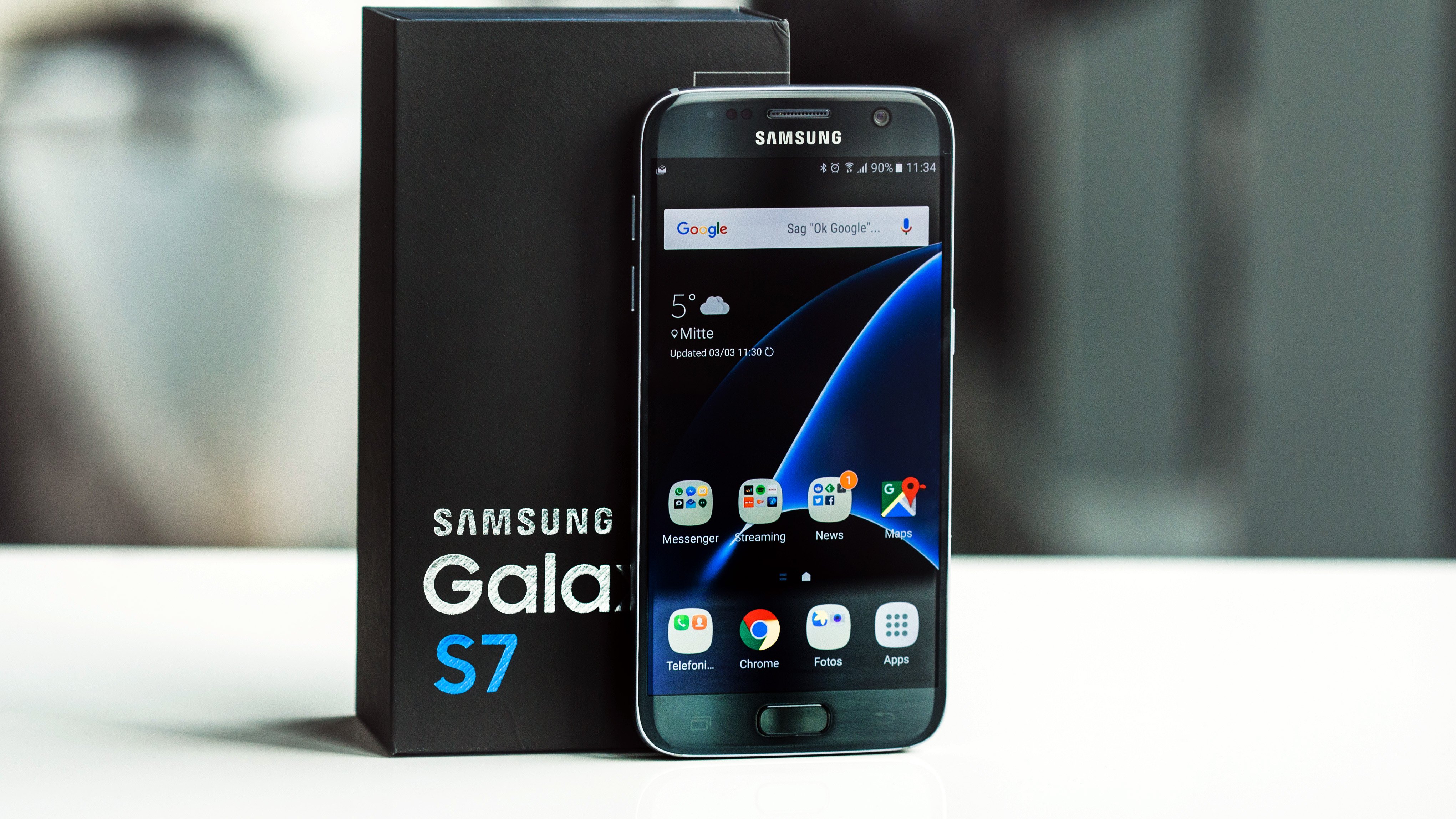 الهاتف Samsung Galaxy S7 يحصل على تحديث جديد في الهند