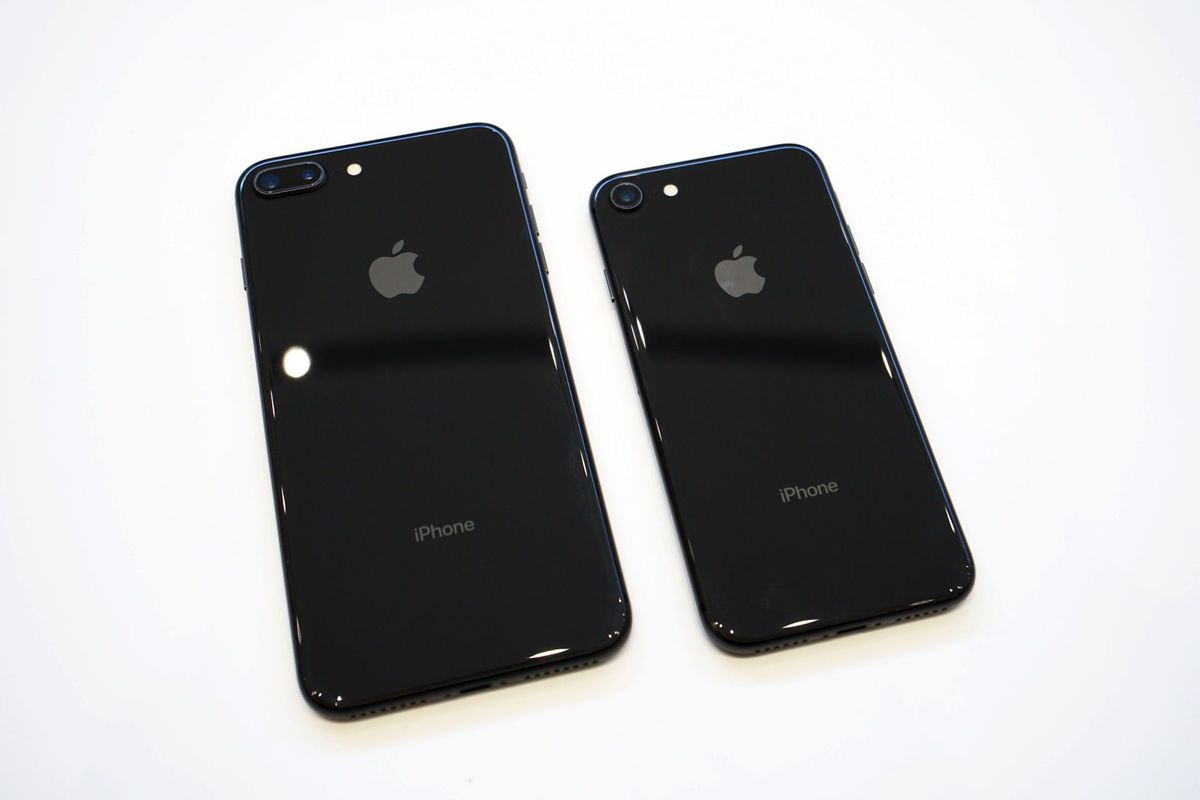 6 أسباب عن منطقية شراء iPhone 8 دون iPhone X