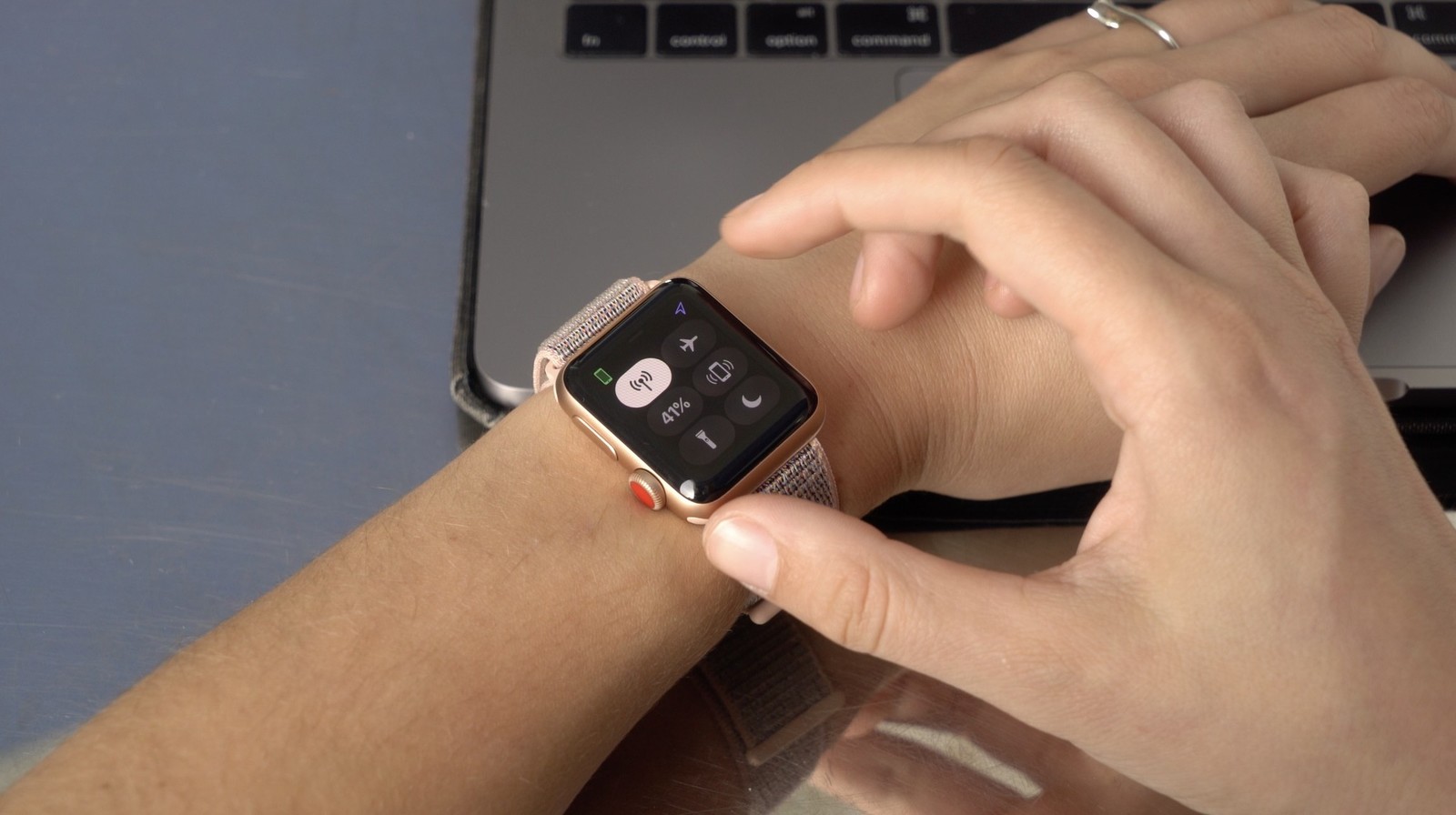 عيوب Apple Watch Series 3 تعاني مشكلات بالقرب من الأجهزة الطبية