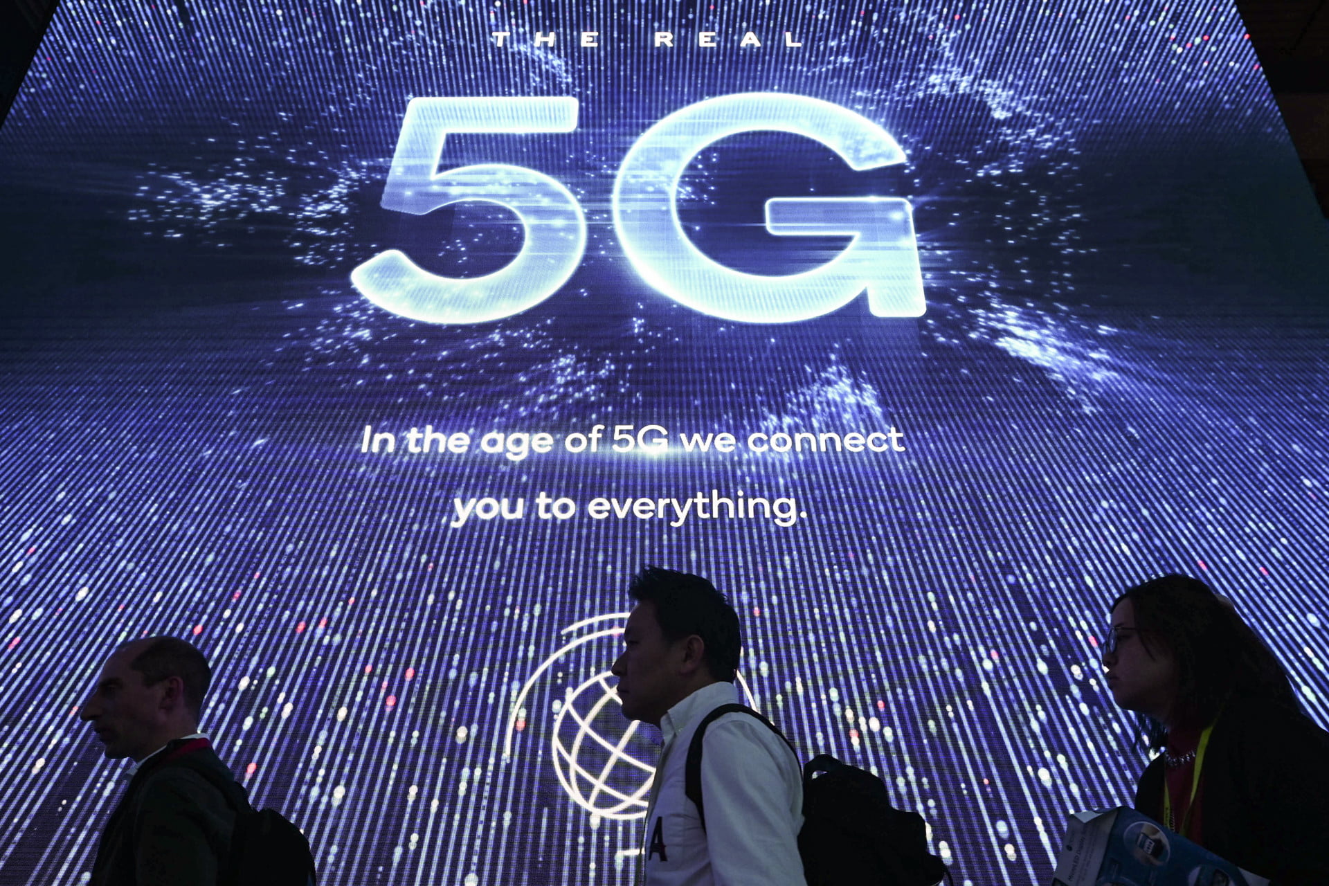 ما هي تقنية الـ 5G الجديدة التي تدعمها هواتف Samsung و Oppo و Huawei الجديدة