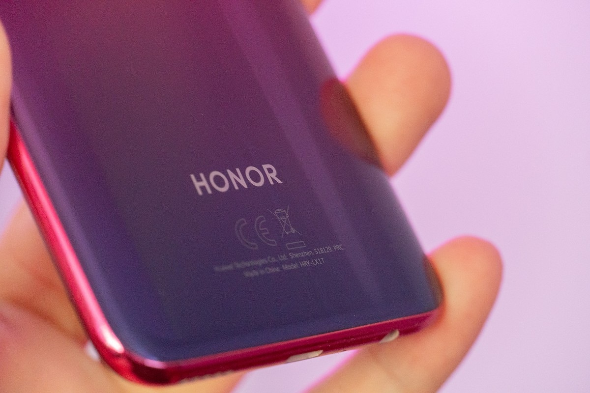 ما الذي اختلف في هاتف Honor V30 عن هاتف Honor V20 الذي صدر العام الماضي