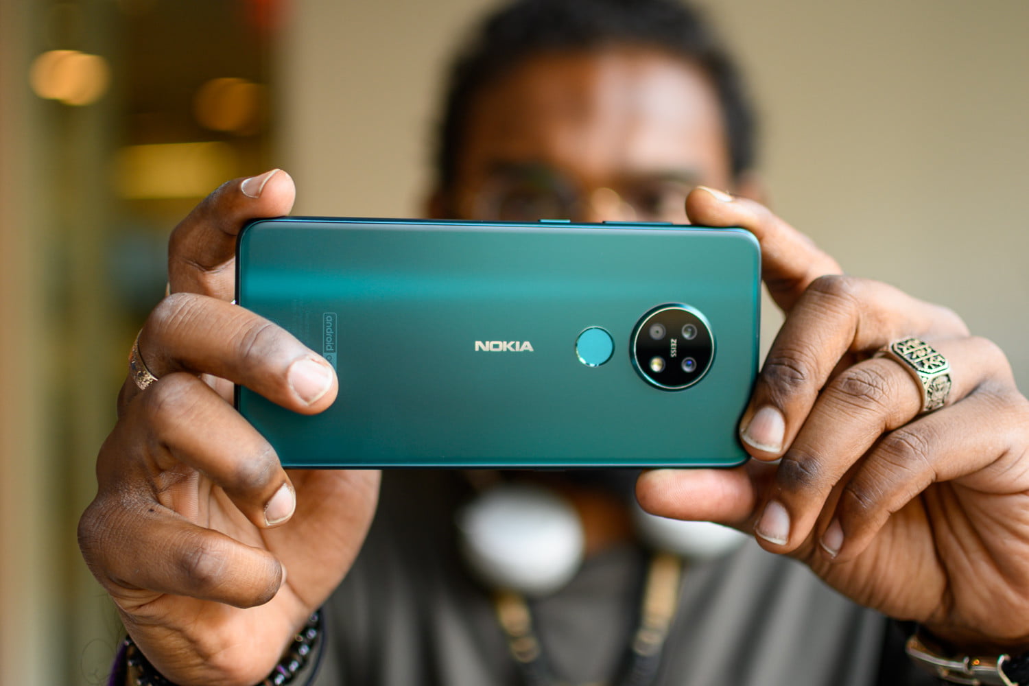 مزايا وعيوب هاتف Nokia 7.2 الأفضل في فئته الاقتصادية