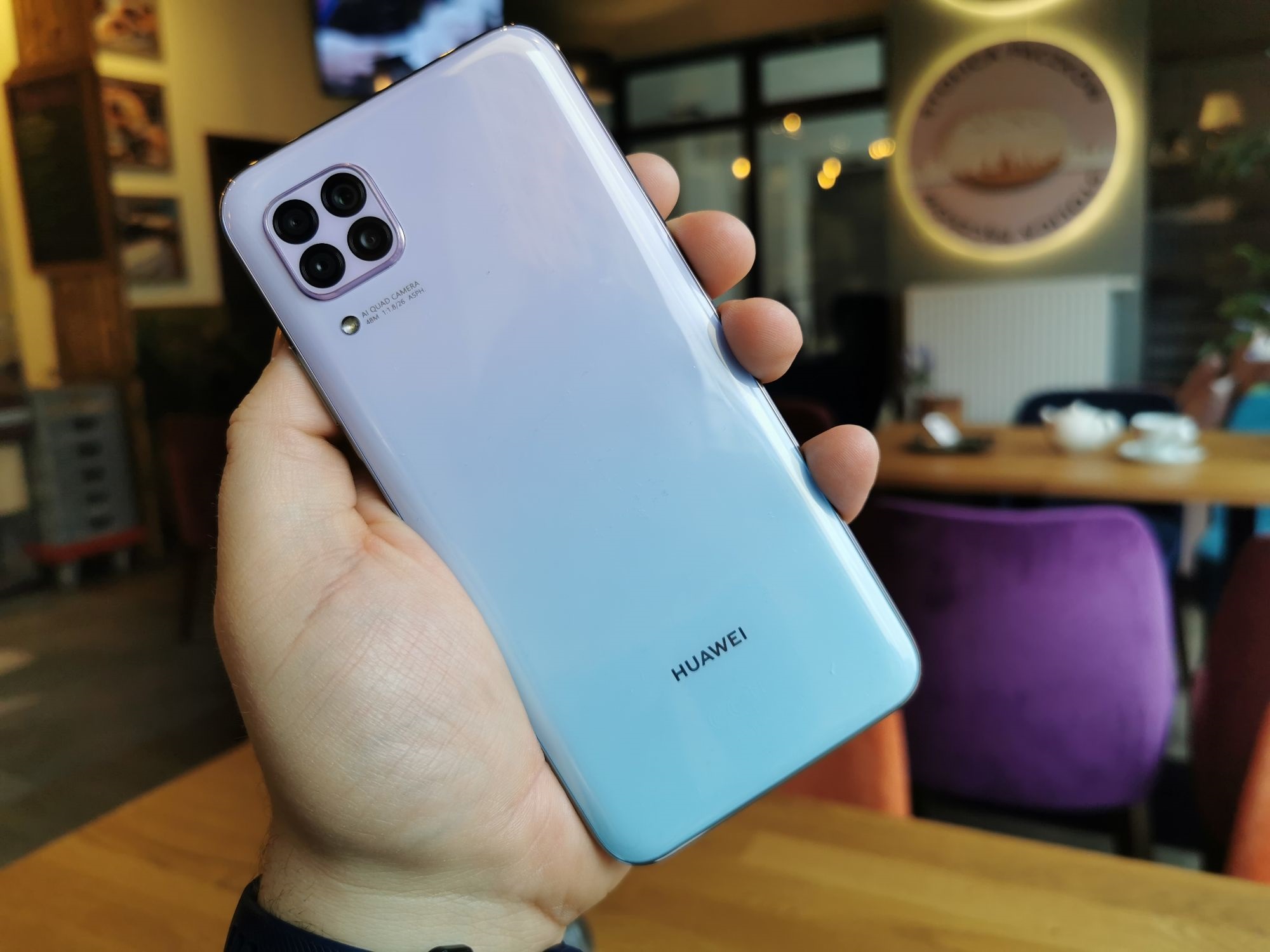 مزايا وعيوب هاتف Huawei P40 Lite متوسط الفئة الجديد من هواوي