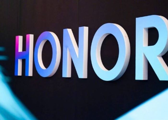 Honor تعمل على هاتف قابل للطي بحجم 8 بوصة