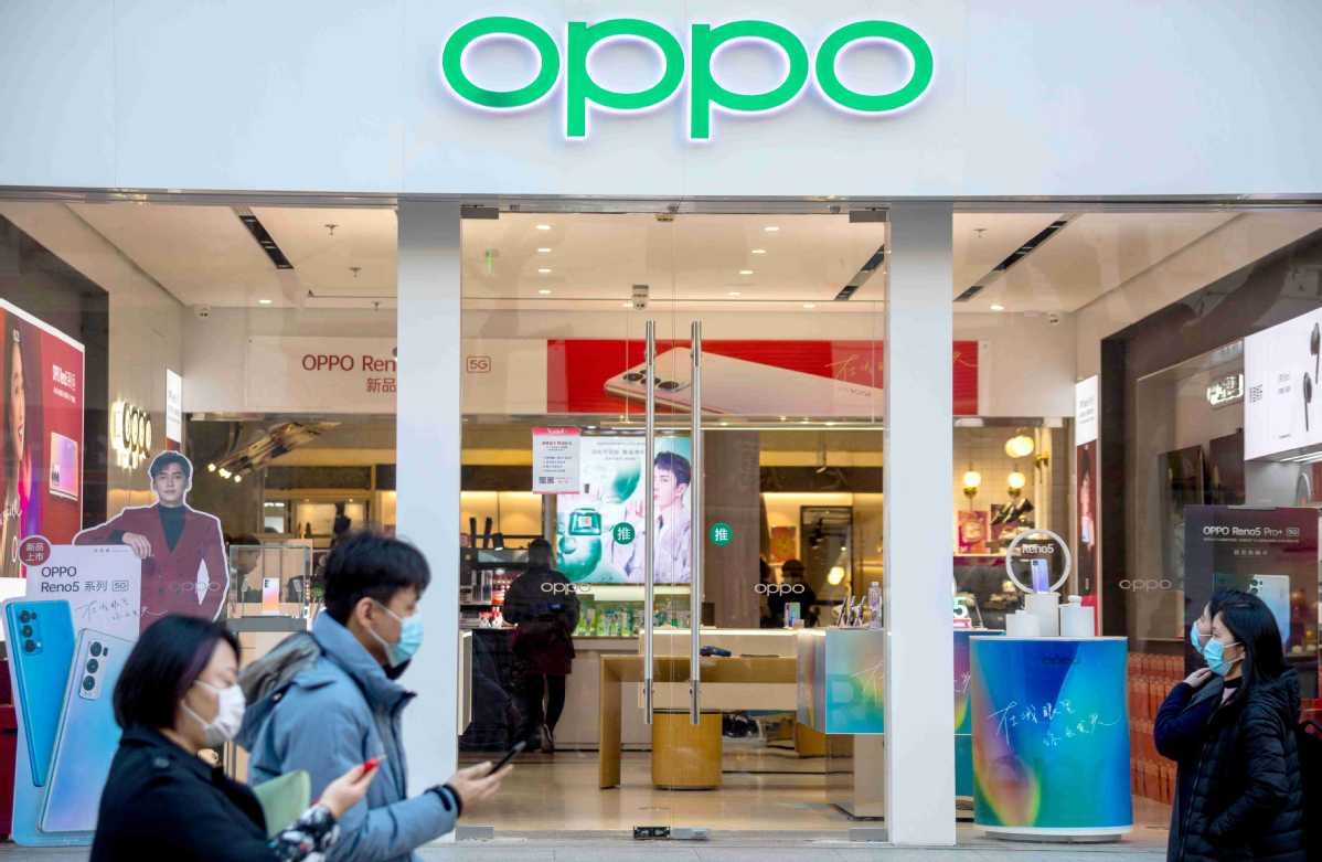 هدايا وعروض جديدة على هواتف Oppo بمناسبة نهاية عام 2021