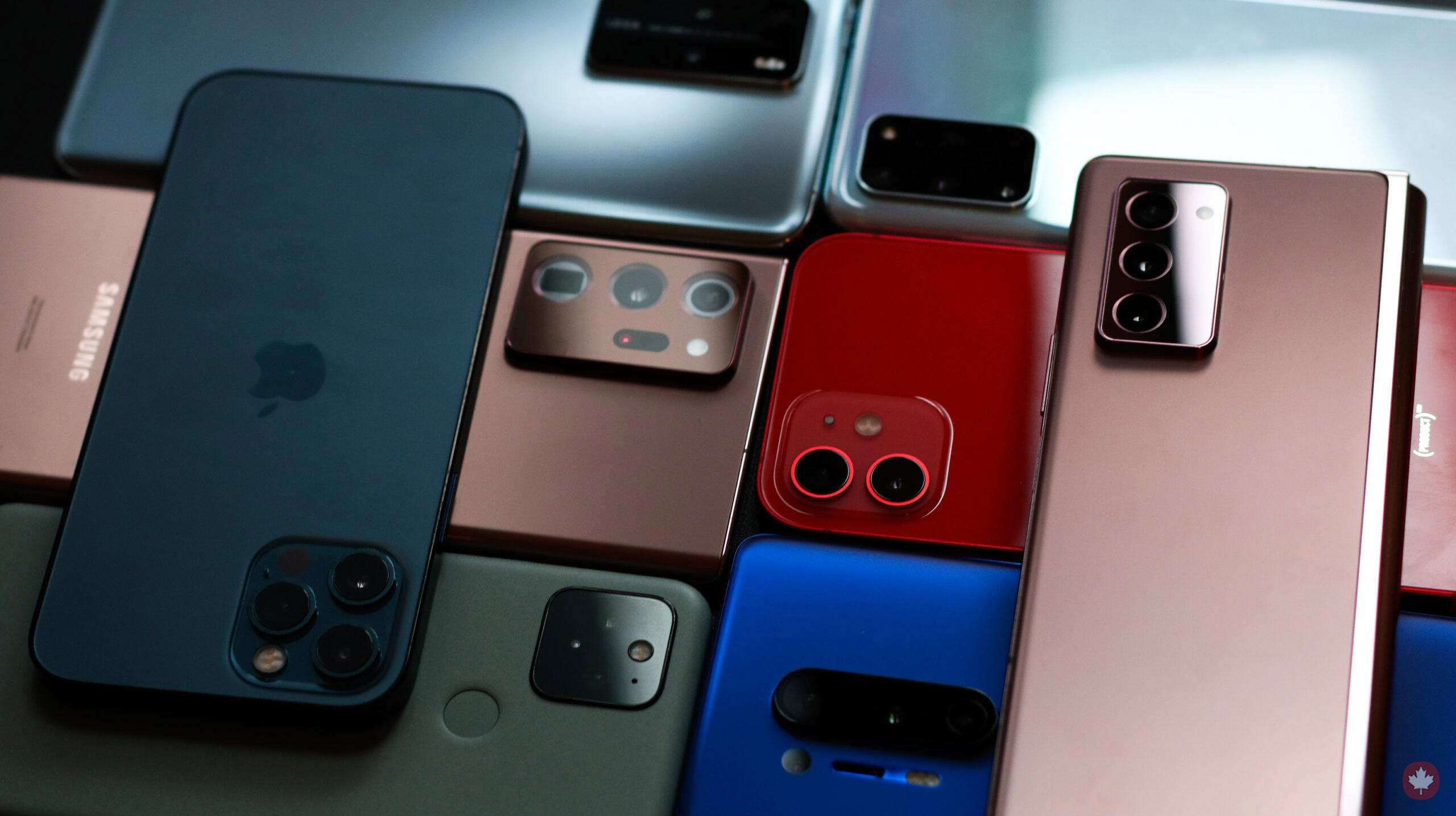 المقارنة الكاملة بين هاتفي Samsung A52s و HONOR 50 Lite