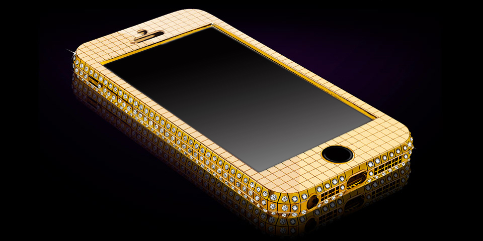 هاتف iPhone SE المطلي بالذهب الخالص بسعر يبدأ من نصف مليون جنية 